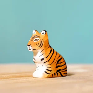 Bumbu // Wooden Tiger Cub Sitting> For 5+ Year Olds | For 4+ Year Olds
