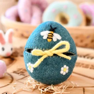 Tara Treasures Felt Egg Cover - Blue With Bee Motif> Small World Play