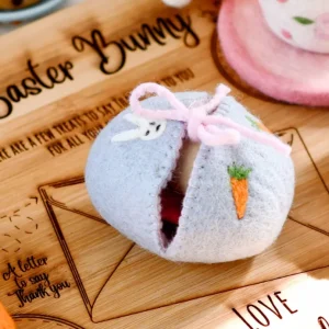 Tara Treasures Felt Egg Cover - Purple With Bunny Motif> Small World Play