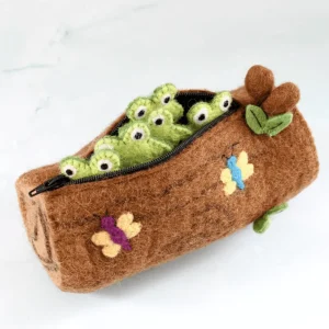 Tara Treasures Felt Finger Puppet -5 Little Speckled Frogs With Log Bag> Bestsellers | Small World Play