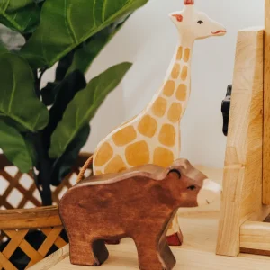 Holztiger // Giraffe> Safari Theme | Small World Play