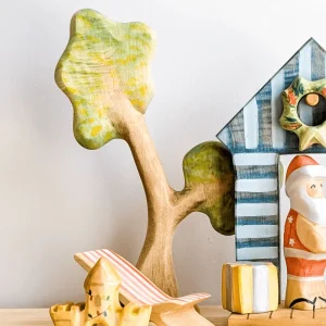 NOM // Wooden Australia Christmas Tree - Nutysia Tree> Farm & Barnyard Theme | Small World Play