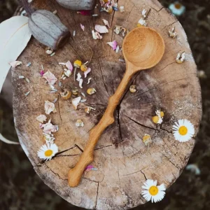 Wild Child Mountain Wild Tree Collection // Branch Spoons ⓒ> Sensory Play