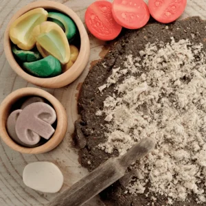 Yellow Door // Pizza Toppings> Sensory Play | Food Play